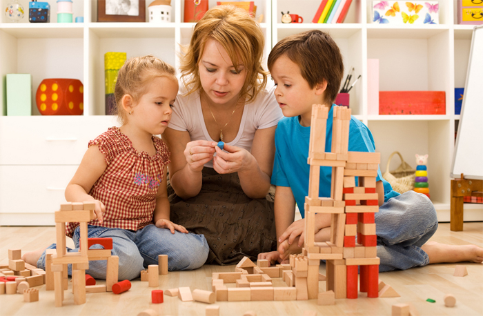 Padres y madres, los mejores juguetes - Escola infantil Meravelles